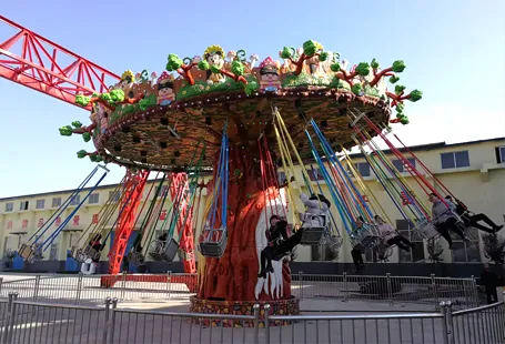 swing chair ride city park ride